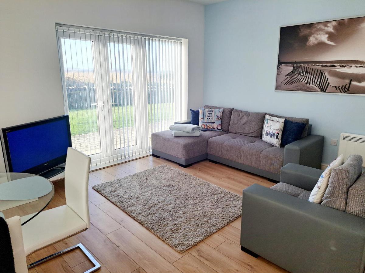 Coastal Apartment With Beach On Your Doorstep! Llanelli Exterior foto