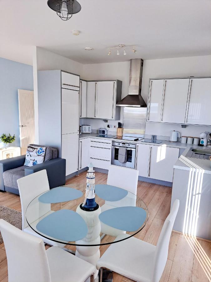Coastal Apartment With Beach On Your Doorstep! Llanelli Exterior foto