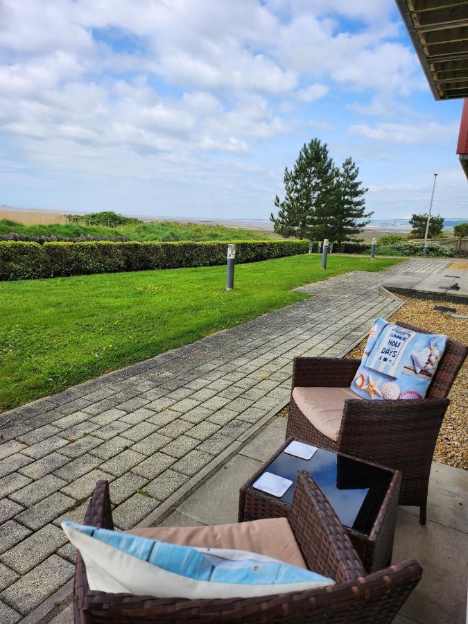 Coastal Apartment With Beach On Your Doorstep! Llanelli Exterior foto